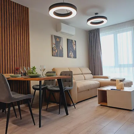 Your In With Free Private Parking Apartment Plovdiv