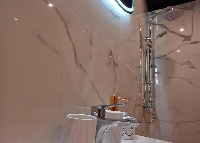 Your In With Free Private Parking Lägenhet *